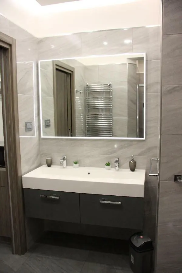 Fiorentini 61 Apartment Naples