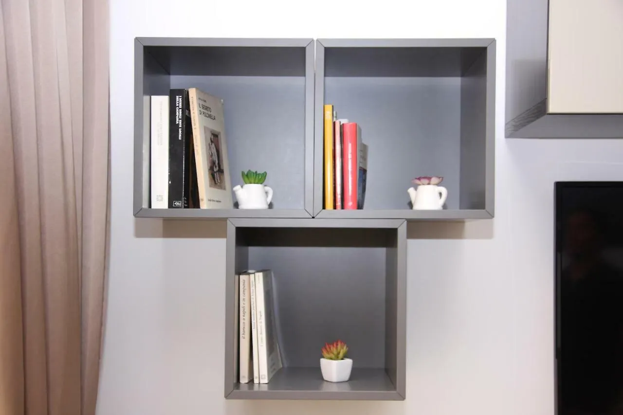Fiorentini 61 Apartment Naples